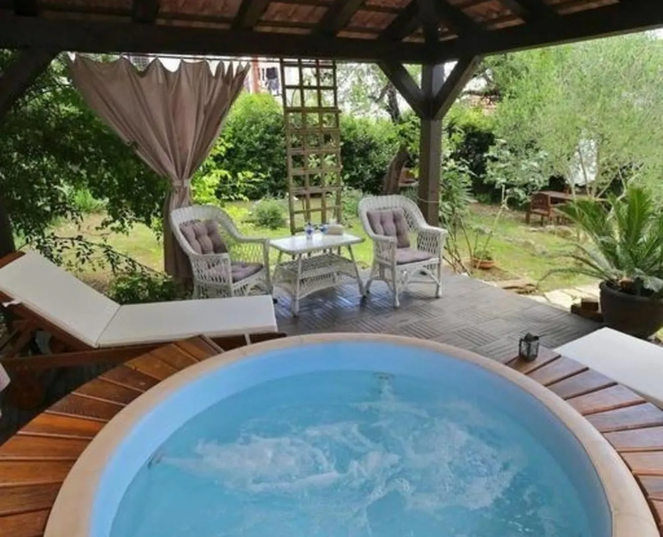 Holiday home Strandnahes Steinhaus Mit Whirlpool Und Garten Preko