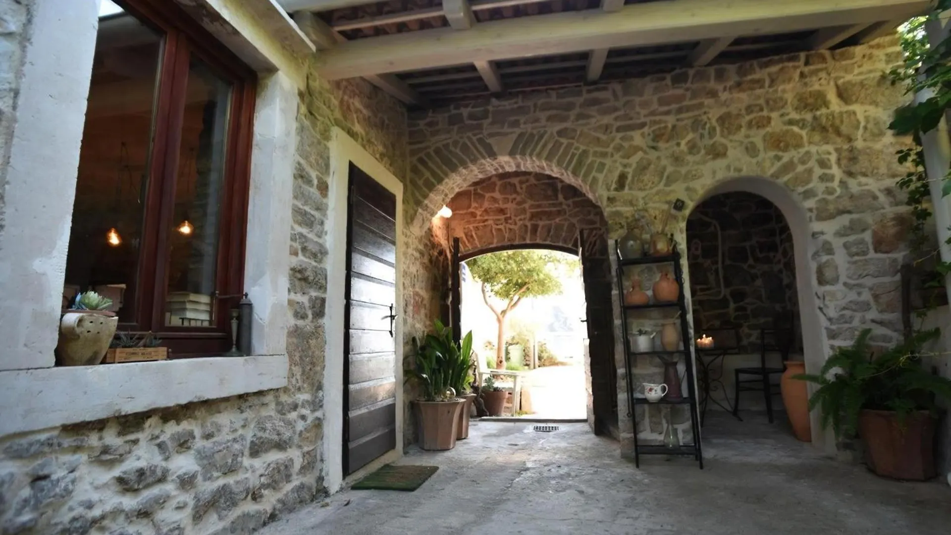 Holiday home Steinhaus In Strandnaehe Mit Whirlpool Preko Croatia