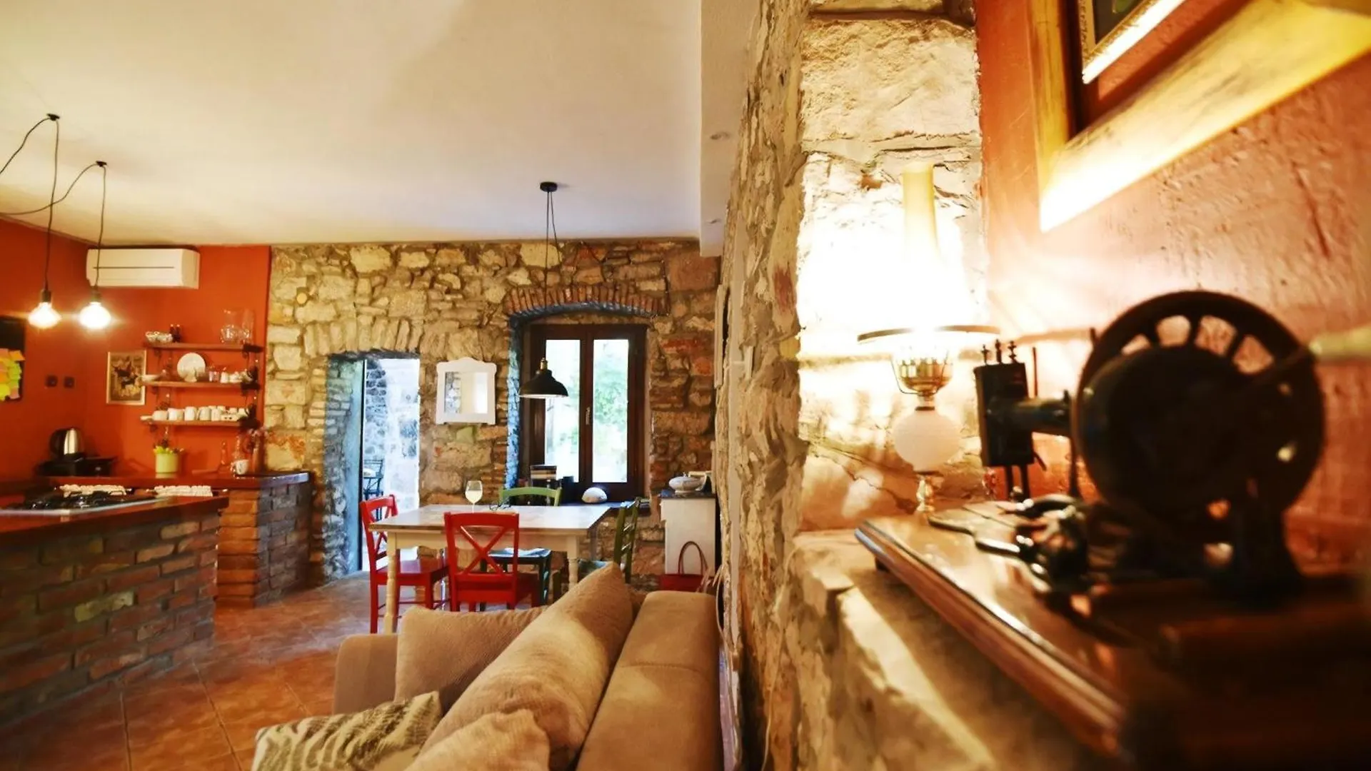 Holiday home Steinhaus In Strandnaehe Mit Whirlpool Preko